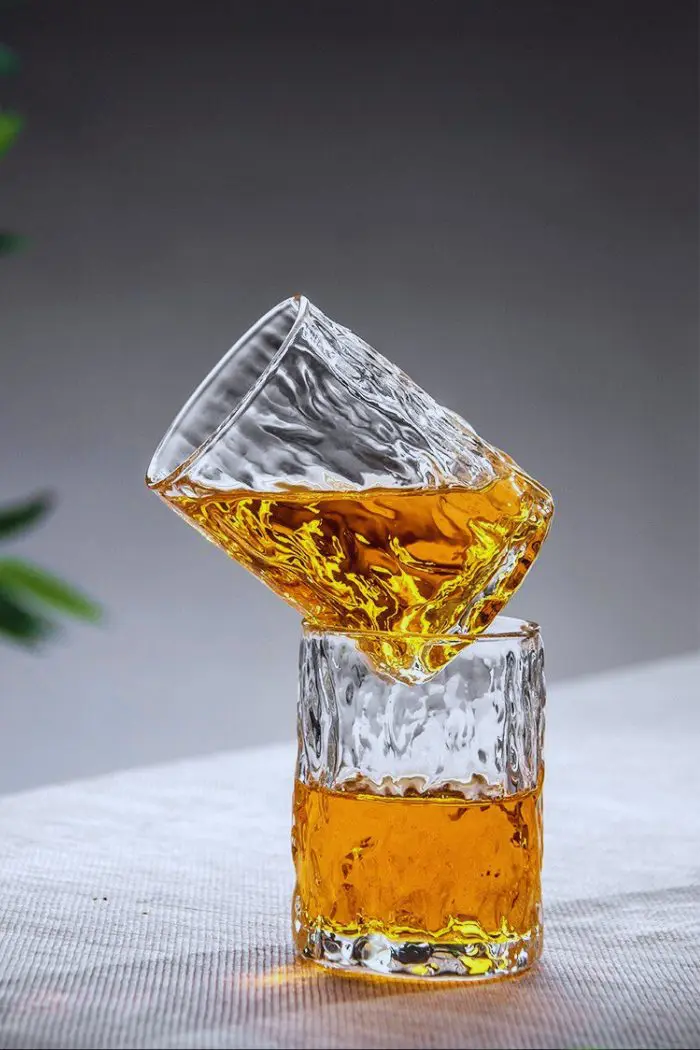 Lot de verres à whisky japonais 260ml - Design texturé haut de gamme pour une dégustation raffinée