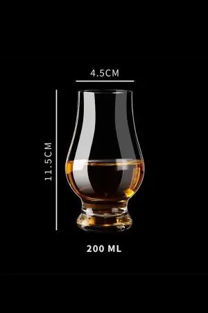 Set de 3 verres Glencairn avec une bouteille de whisky - Parfait pour les connaisseurs