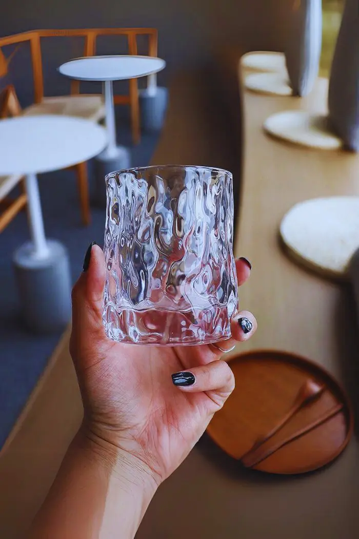 Verres à whisky sculptés 260ml - Élégance et finesse pour une dégustation optimale