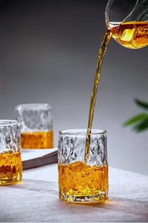 Verres à whisky sculptés - Une expérience sensorielle exceptionnelle