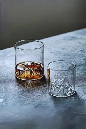Verre à whisky design montagne gris 300ml - Élégance et inspiration japonaise