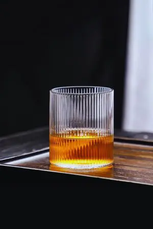 Verre à whisky japonais style vintage - Un accessoire d'exception pour les connaisseurs