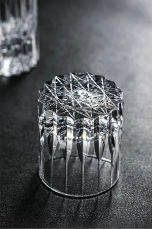 Verre whisky cristal taillé 200ml – Un design intemporel inspiré du Japon.